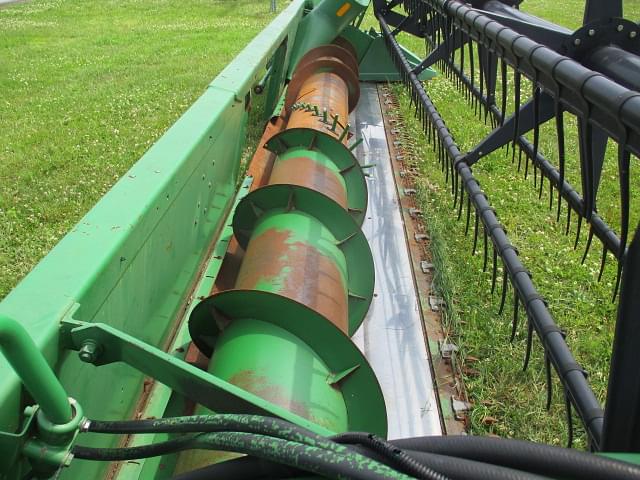 Image of John Deere 920 equipment image 4