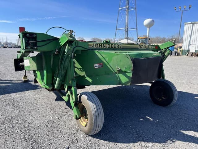 Image of John Deere 920 equipment image 4