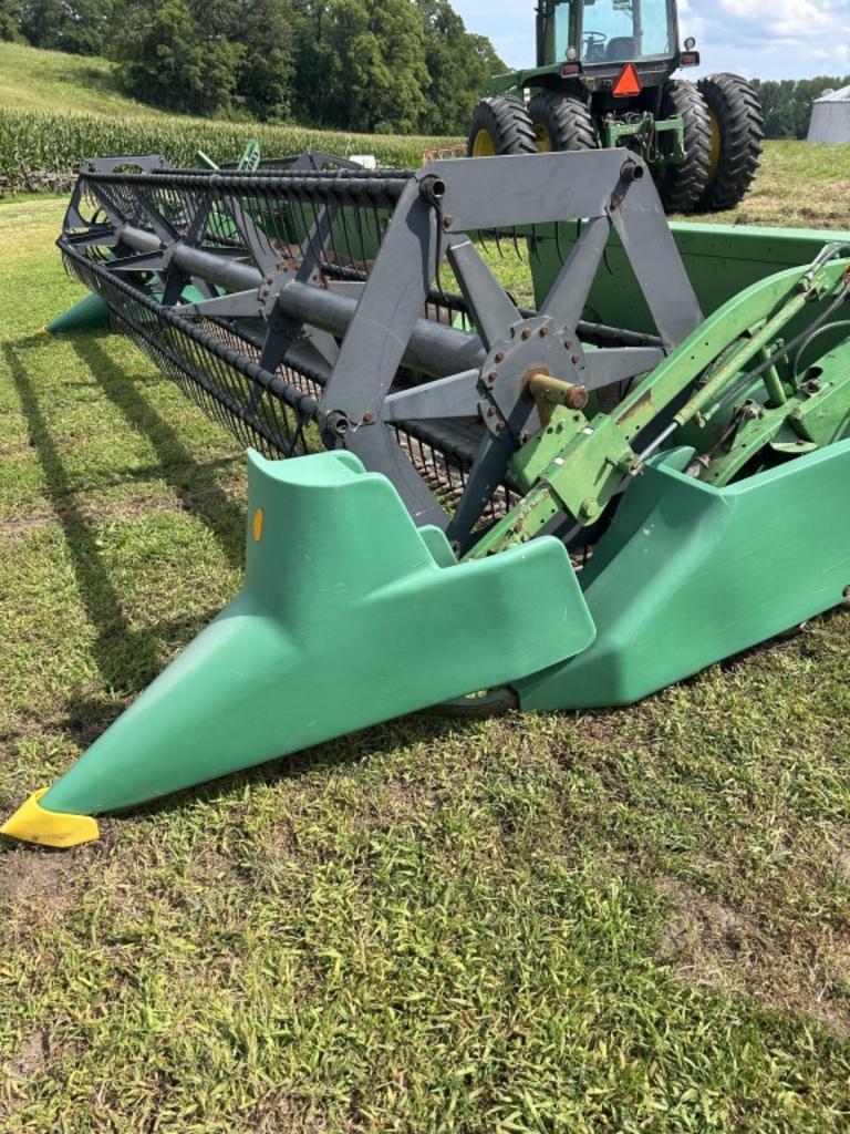 Image of John Deere 920 Image 0