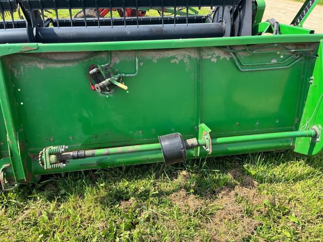 Image of John Deere 920 equipment image 4