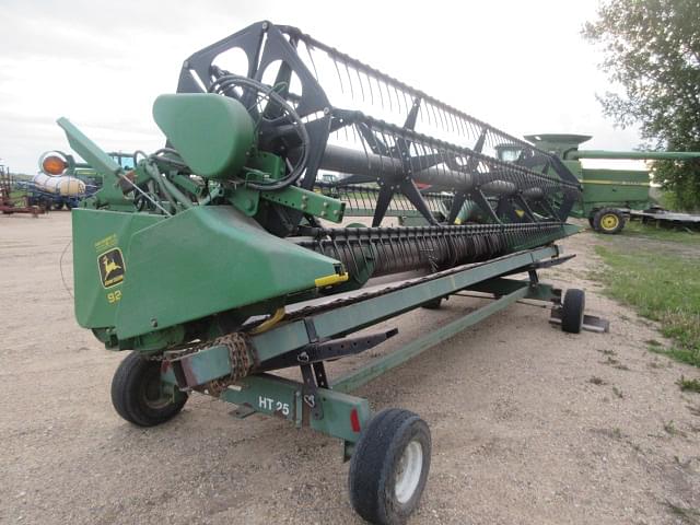 Image of John Deere 920 equipment image 2