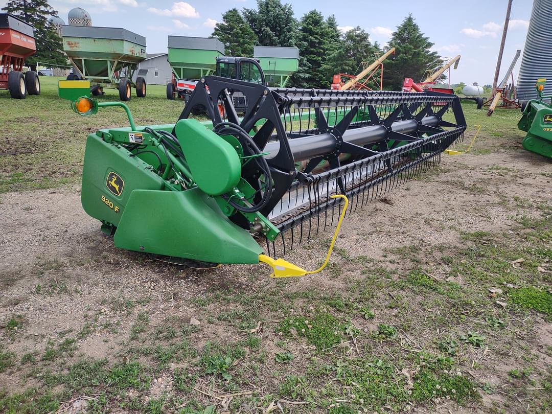 Image of John Deere 920F Primary image