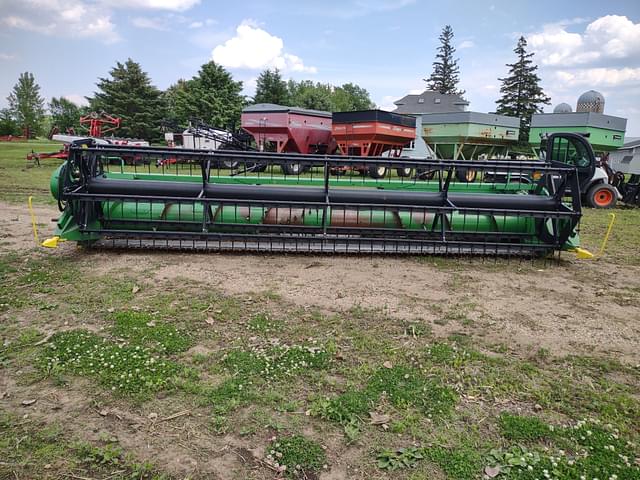 Image of John Deere 920F equipment image 1