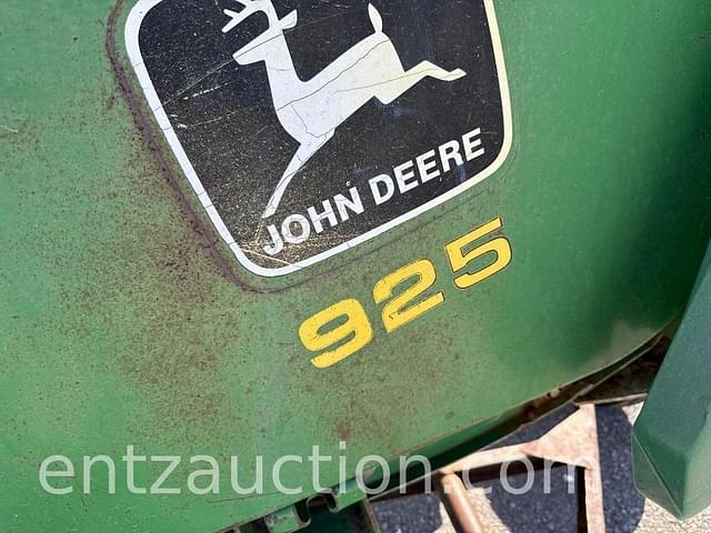 Image of John Deere 925 equipment image 3