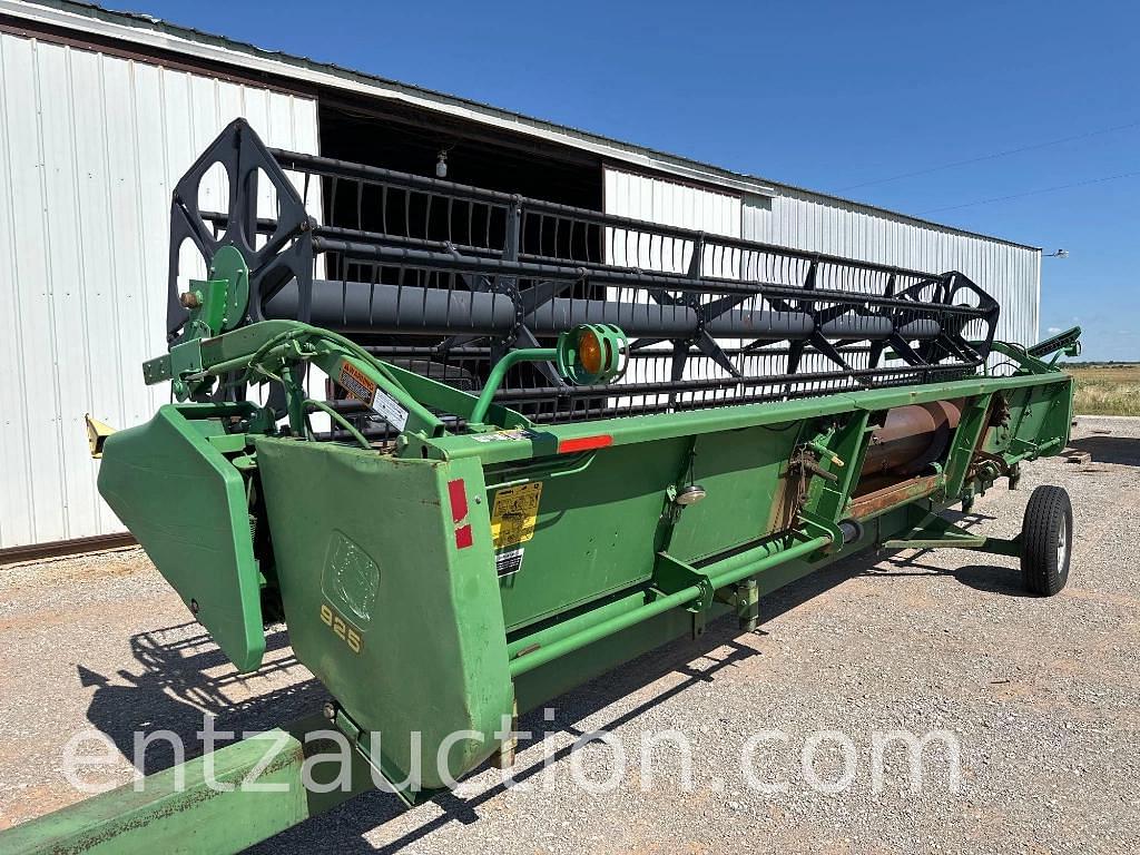 Image of John Deere 925 Primary image