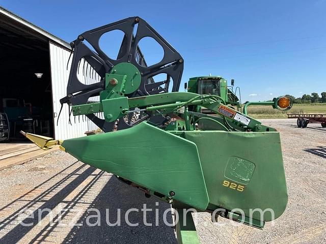 Image of John Deere 925 equipment image 1