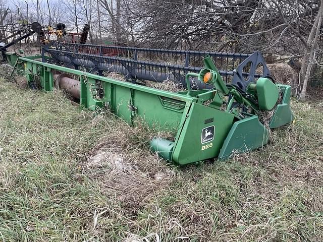 Image of John Deere 925 equipment image 2