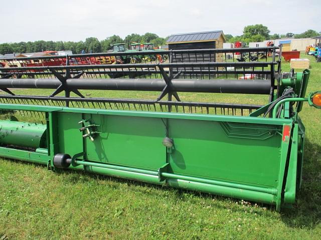 Image of John Deere 925 equipment image 2