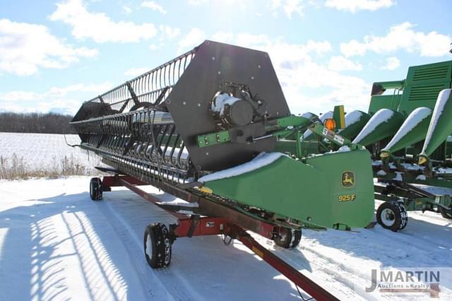 Image of John Deere 925F equipment image 1