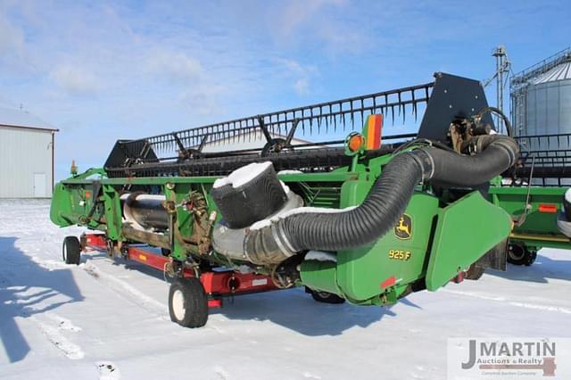 Image of John Deere 925F equipment image 3