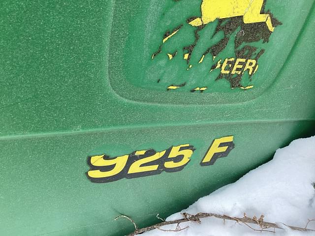 Image of John Deere 925F equipment image 1