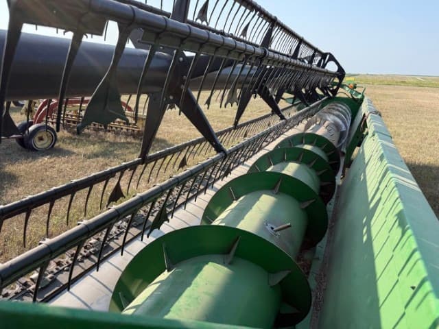 Image of John Deere 925F equipment image 3