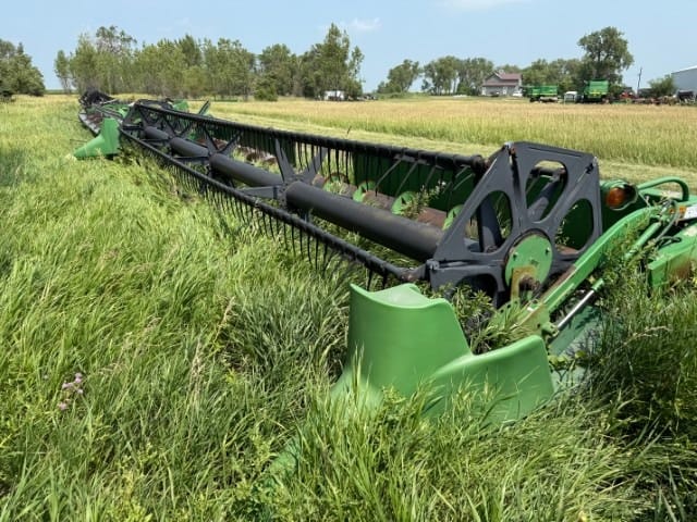 John Deere 930 Equipment Image0