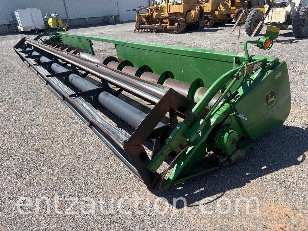 John Deere 930R Equipment Image0