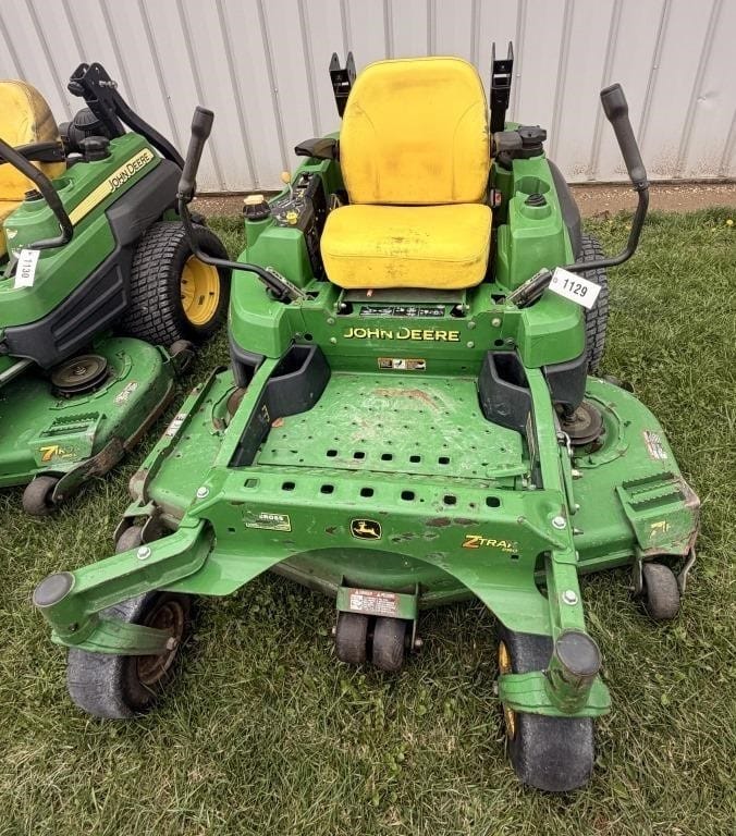 John Deere Z930A Equipment Image0
