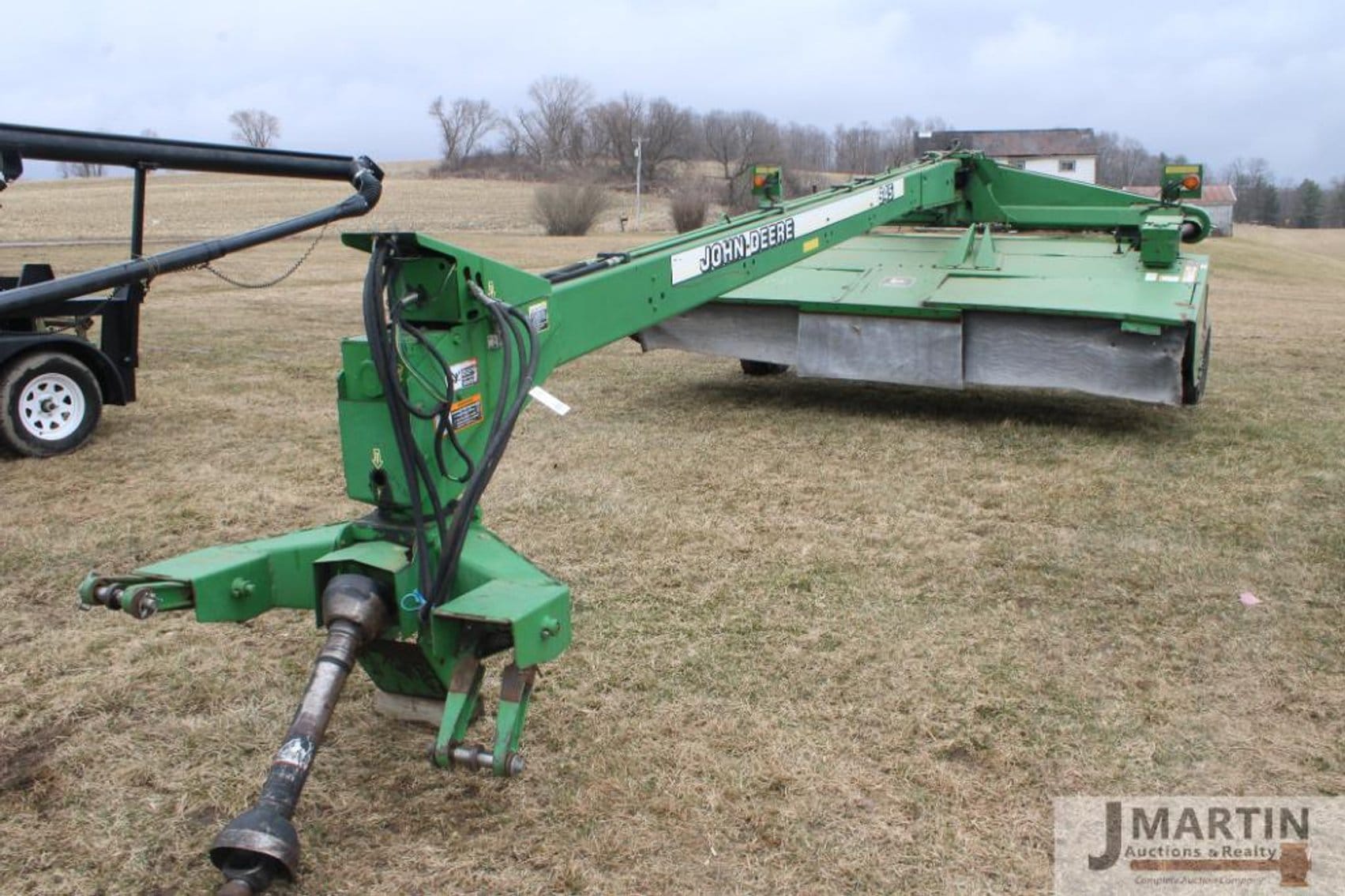 John Deere 945 Equipment Image0
