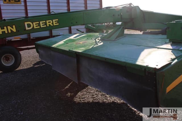 Image of John Deere 946 equipment image 4