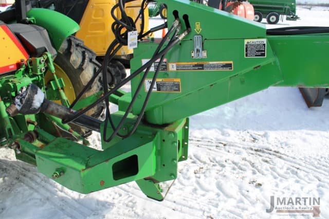 Image of John Deere 946 equipment image 4