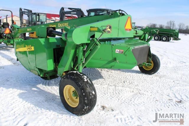 Image of John Deere 946 equipment image 3