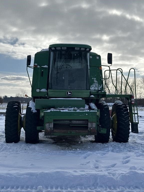 Image of John Deere 9500 equipment image 1
