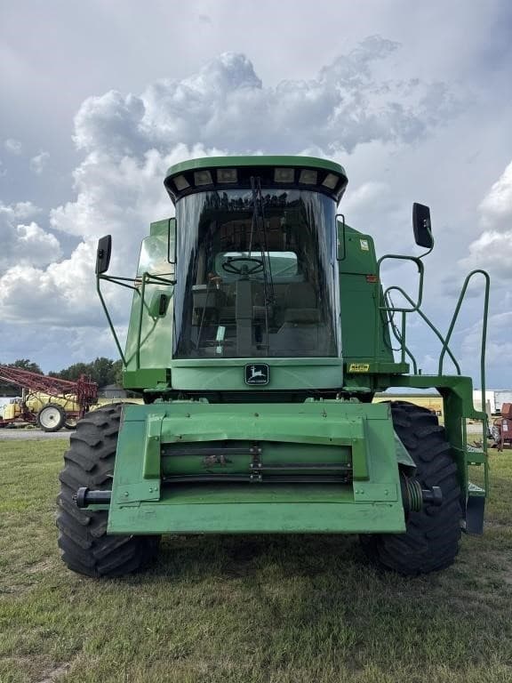 Image of John Deere 9500 equipment image 1