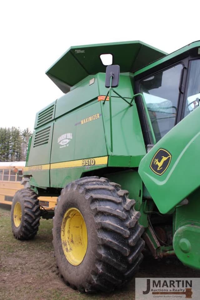 Image of John Deere 9510 equipment image 3