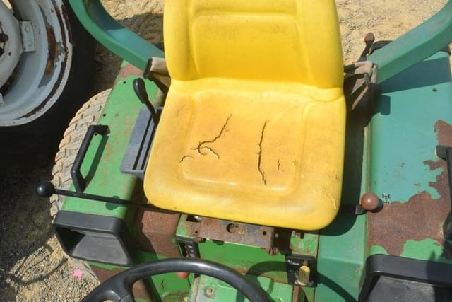 Image of John Deere 955 equipment image 4