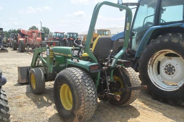 Image of John Deere 955 equipment image 1