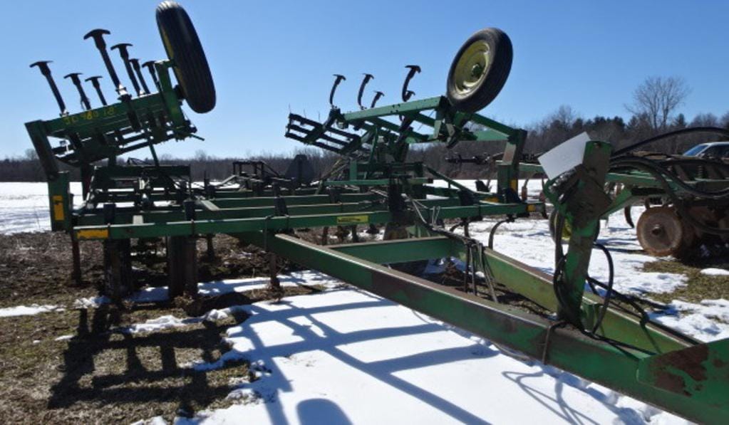 Main image John Deere 960
