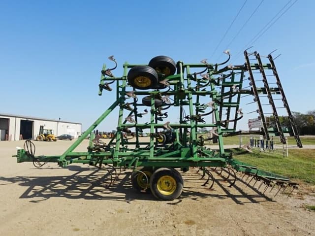 Image of John Deere 960 equipment image 3