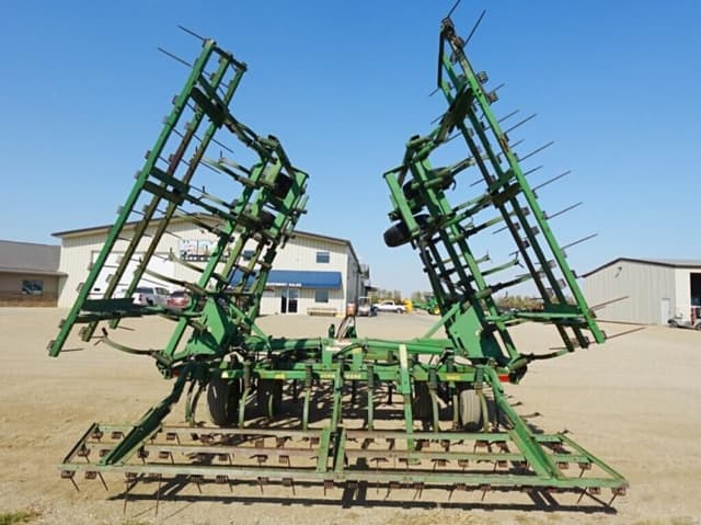 Image of John Deere 960 equipment image 4