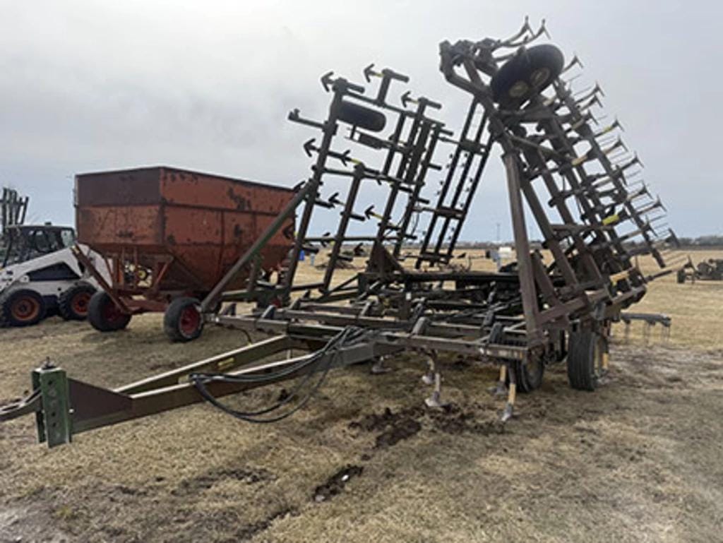 John Deere 960 Equipment Image0