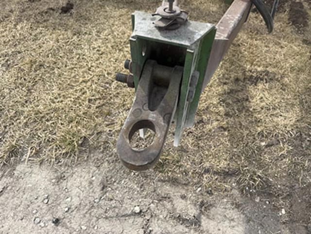 Image of John Deere 960 equipment image 1