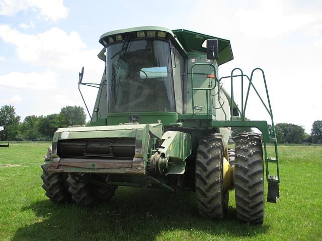 Image of John Deere 9600 equipment image 1