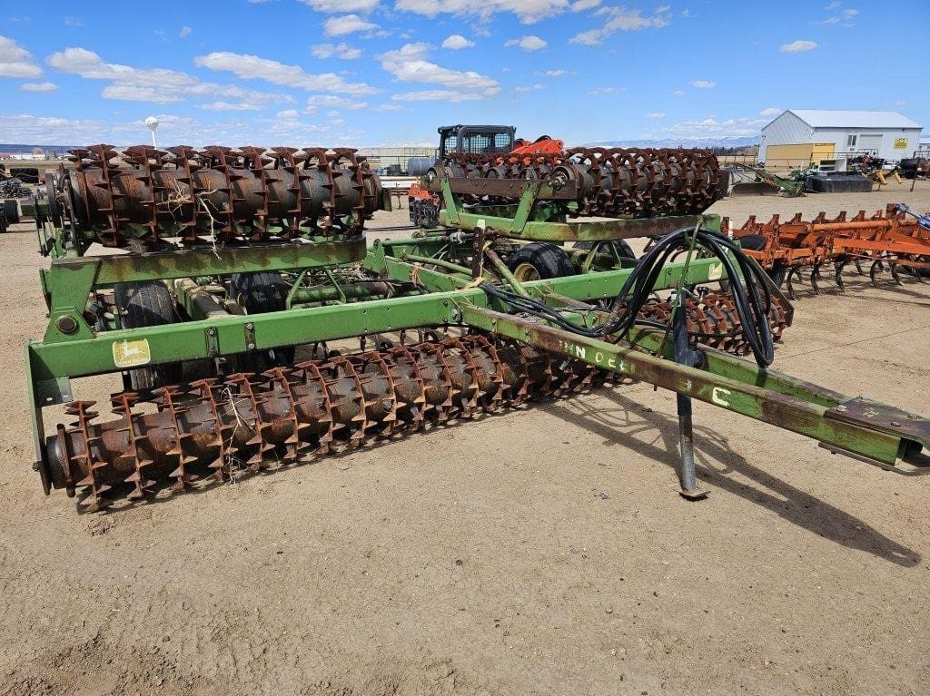 John Deere 970 Equipment Image0