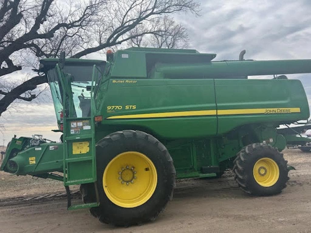 Image of John Deere 9770 STS Image 0