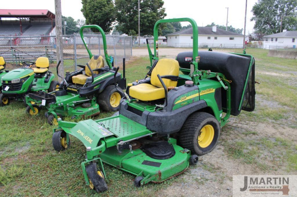 Image of John Deere 997 Primary image