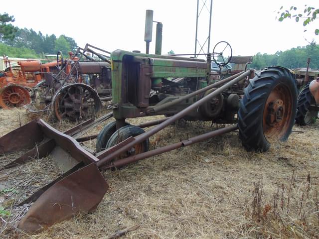 Image of John Deere A equipment image 2