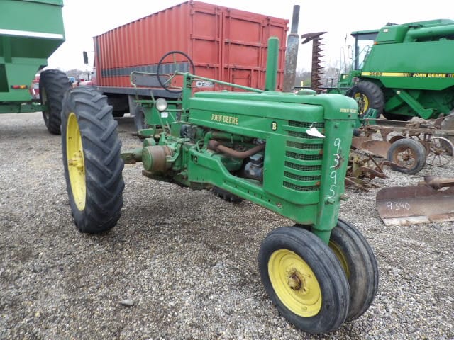 John Deere B Equipment Image0