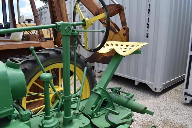 Image of John Deere B equipment image 3