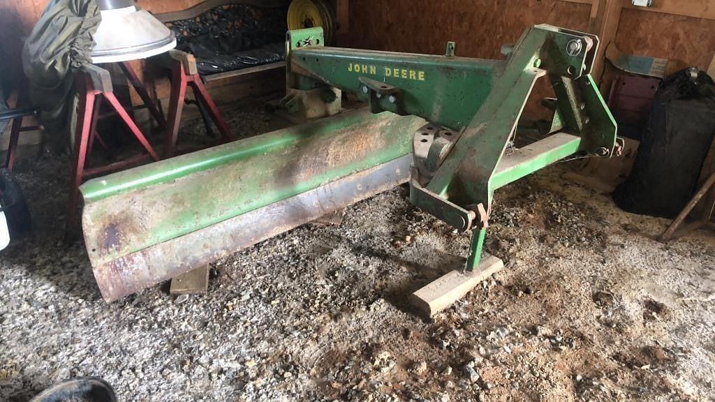 Image of John Deere 115 Image 0