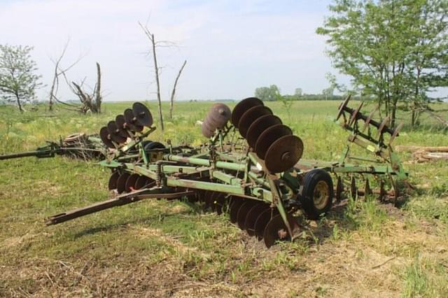 Image of John Deere BWF equipment image 1