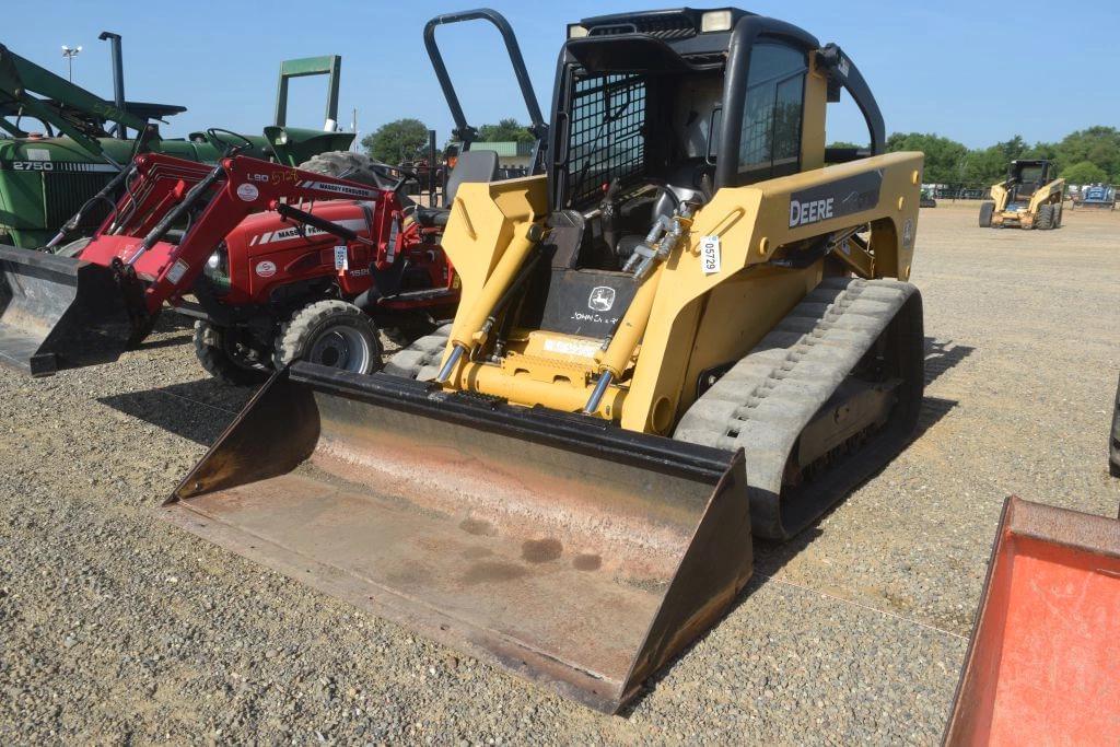 Image of John Deere CT332 Primary image