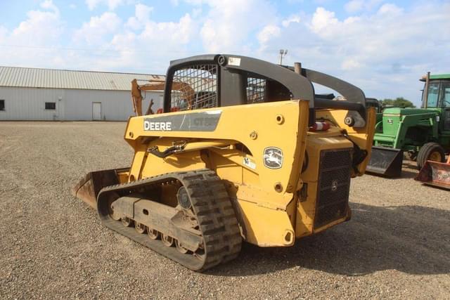 Image of John Deere CT332 equipment image 1
