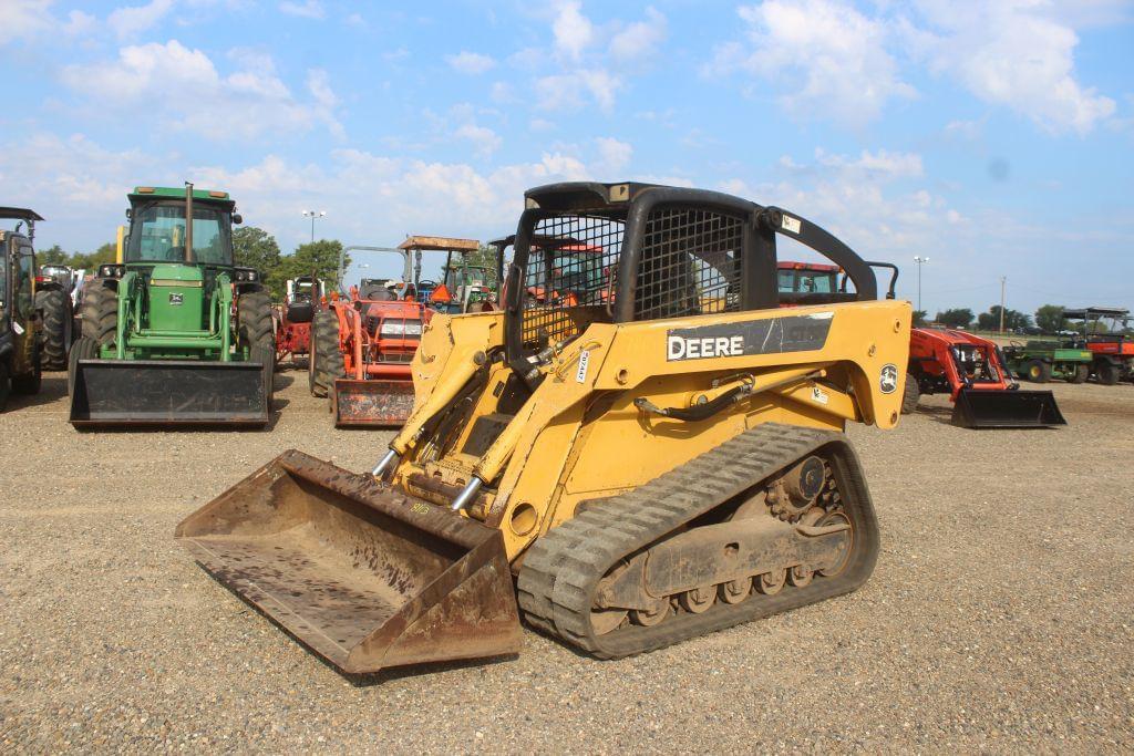 Image of John Deere CT332 Primary image