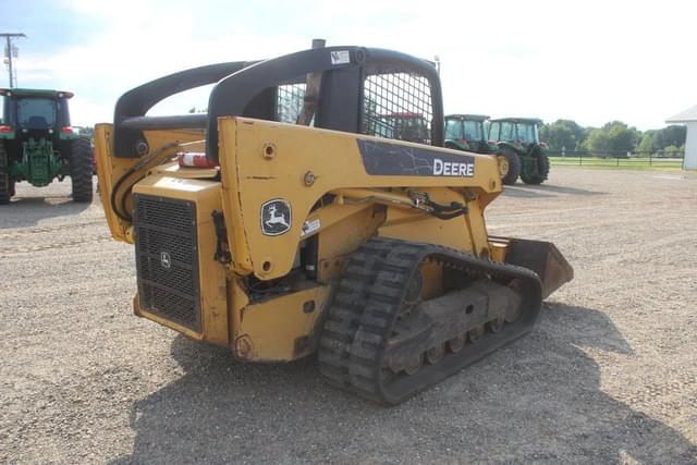Image of John Deere CT332 equipment image 2
