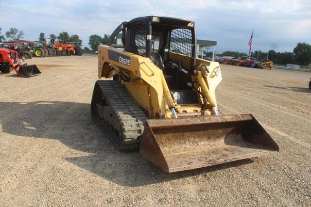 Image of John Deere CT332 equipment image 3