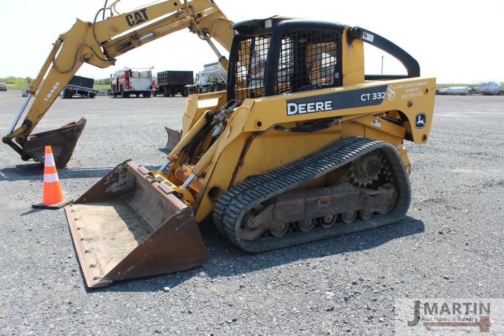 Main image John Deere CT332