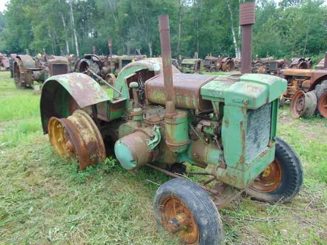Image of John Deere D equipment image 2