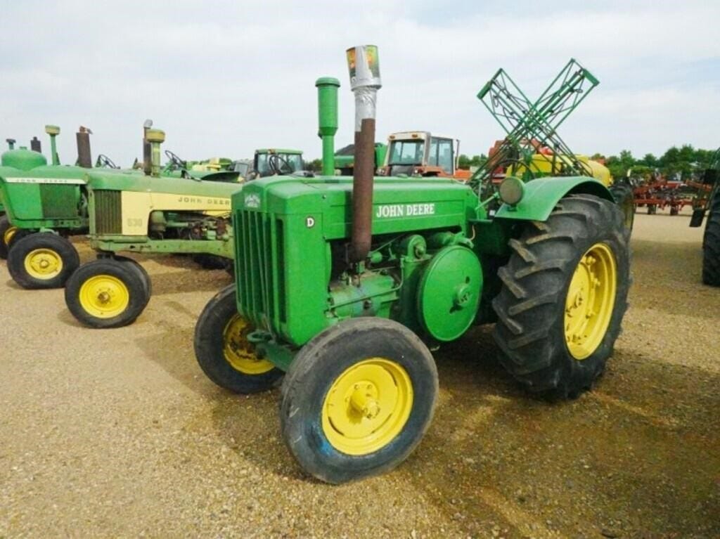 John Deere D Equipment Image0